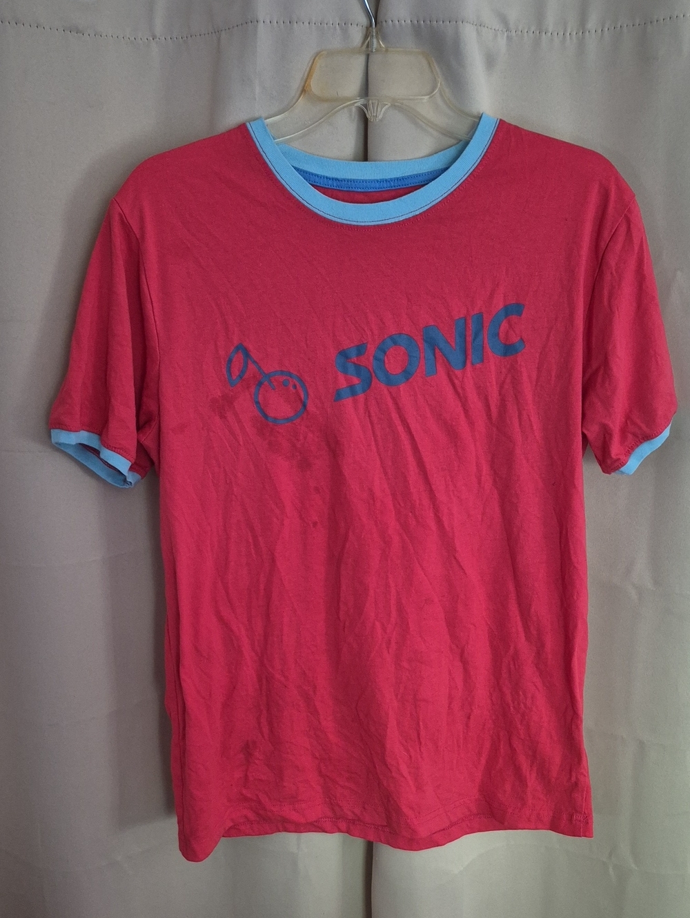Sonic Graphic Tee in Coral Pink with Light Blue Trim